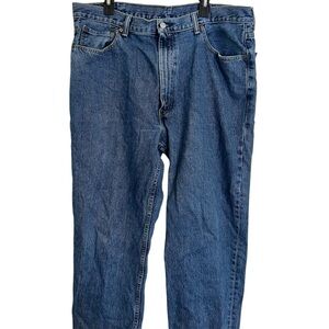EUC Levi’s 550 Relaxed Denim Jeans Size W42 L30